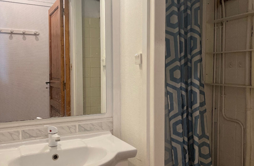 2P  de 32 m² à  MONTROUGE