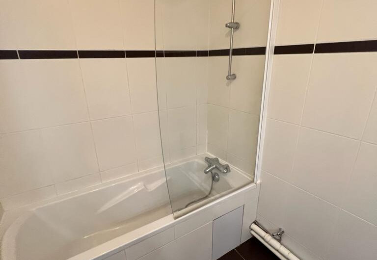Appartement Asnières Sur Seine 3 pièces 75.80 m2