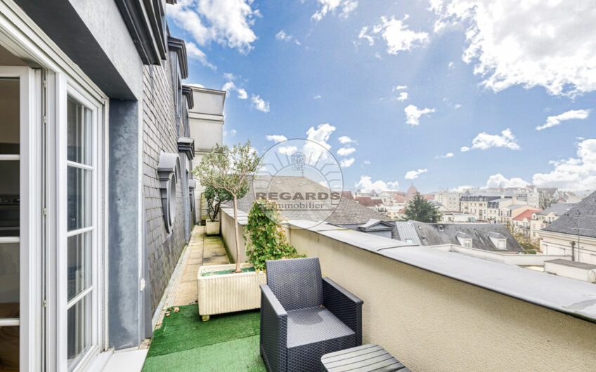 A VENDRE: 4 pièces terrasse, cave et parkings