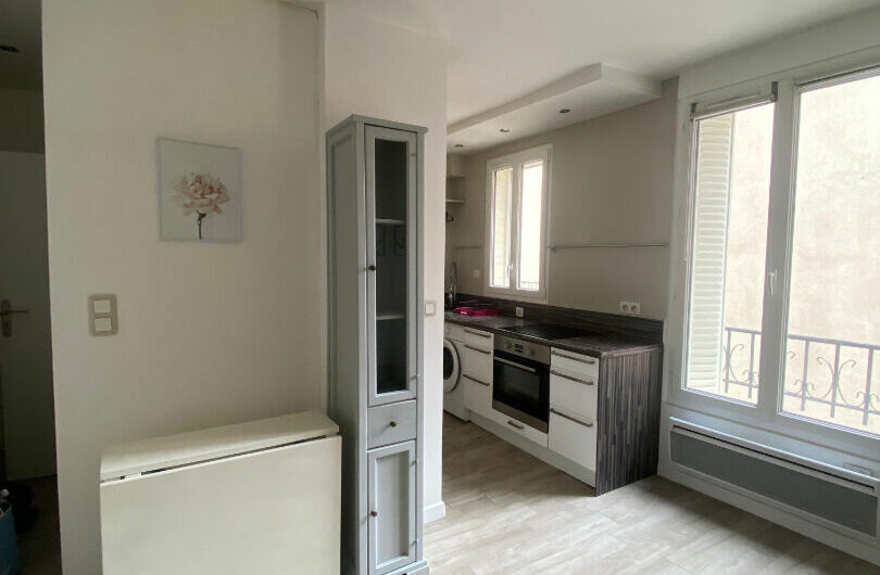 2P MEUBLÉ  à MONTROUGE