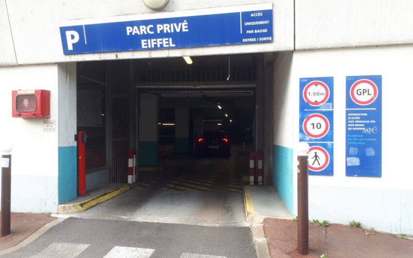 Parking / box Créteil  12 m2