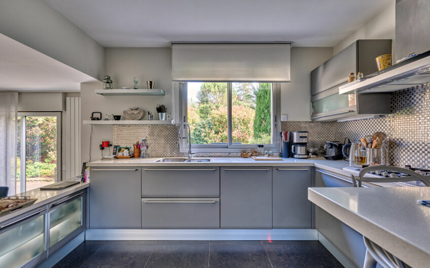 RIGOLO- Maison en parfait état avec terrasse et jardin