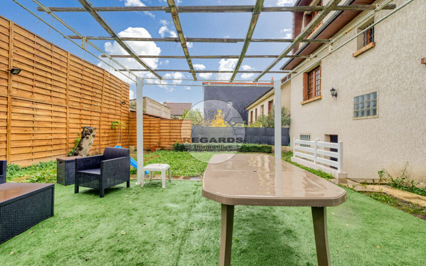 Maison Drancy 6 pièces de 200m² habitable sur une parcelle de 287m²