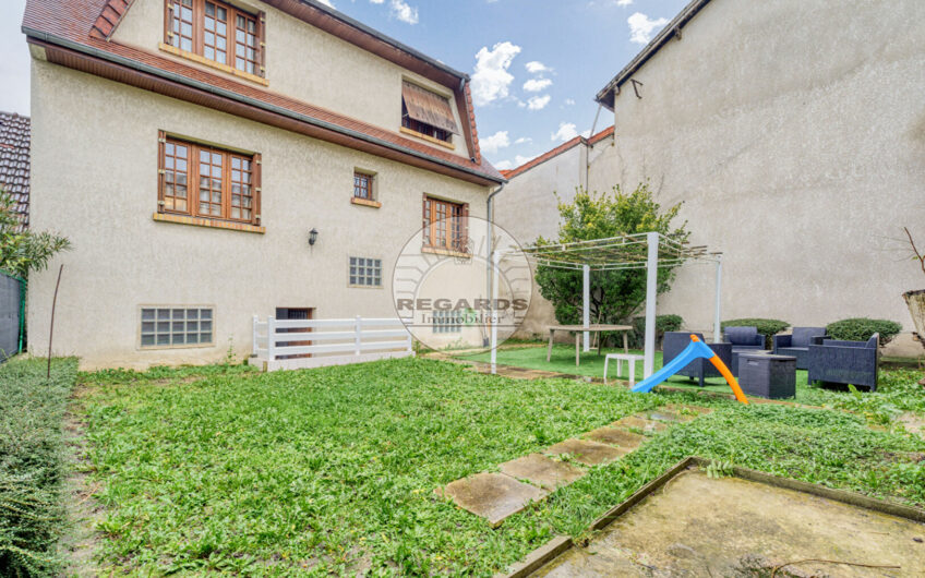 Maison Drancy 6 pièces de 200m² habitable sur une parcelle de 287m²