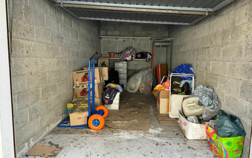 BOX de 15m² à 5 minutes du métro Mairie de Montrouge