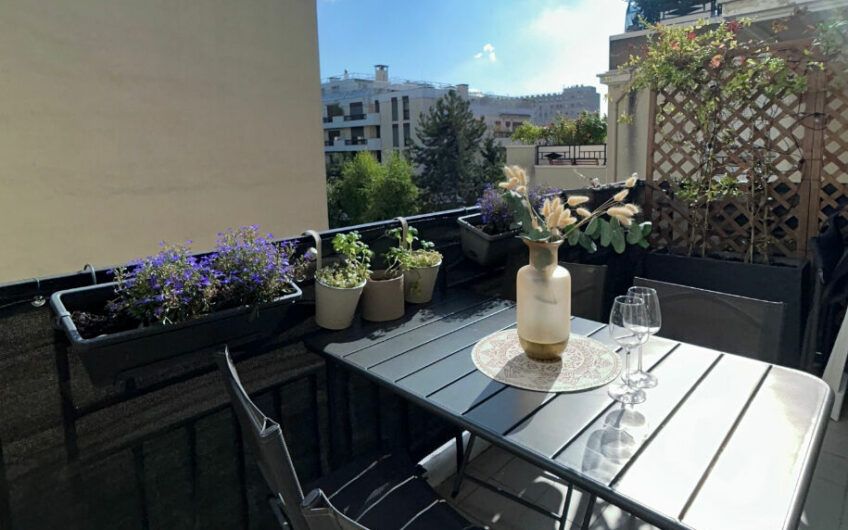 Magnifique 3 pièces MEUBLE à Montrouge