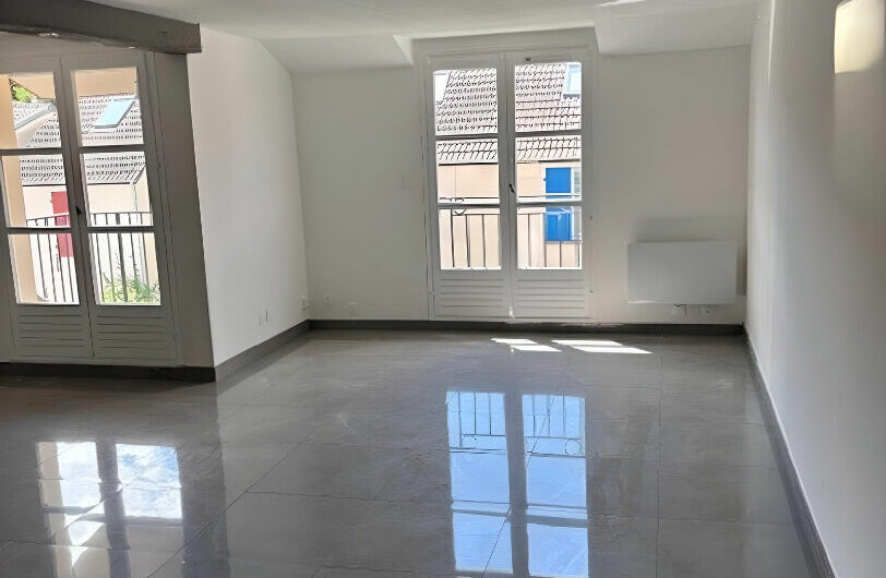 4 pièces de 82 m² à SAINT BRICE SOUS FORET