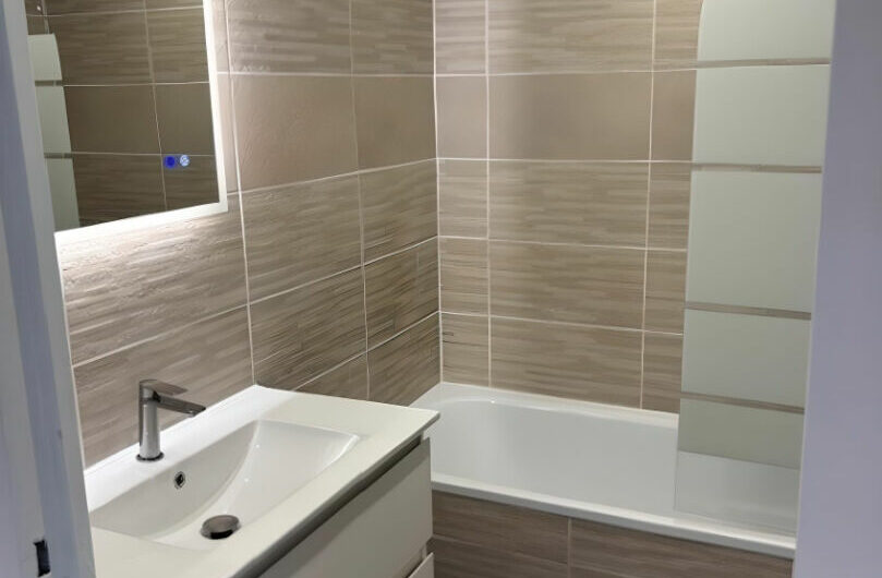 4 pièces de 82 m² à SAINT BRICE SOUS FORET