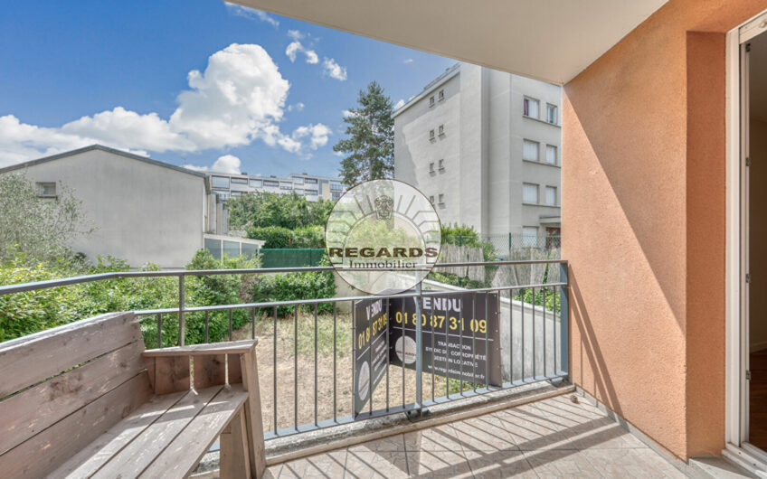 3P DE 71M² AVEC BALCON DE 4M² + UN GRAND BOX EN SOUS-SOL
