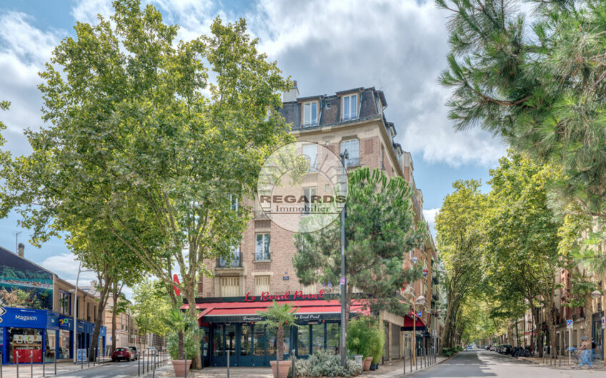 Place Jean Jaures : 2 pièces de 42m² en bon état général