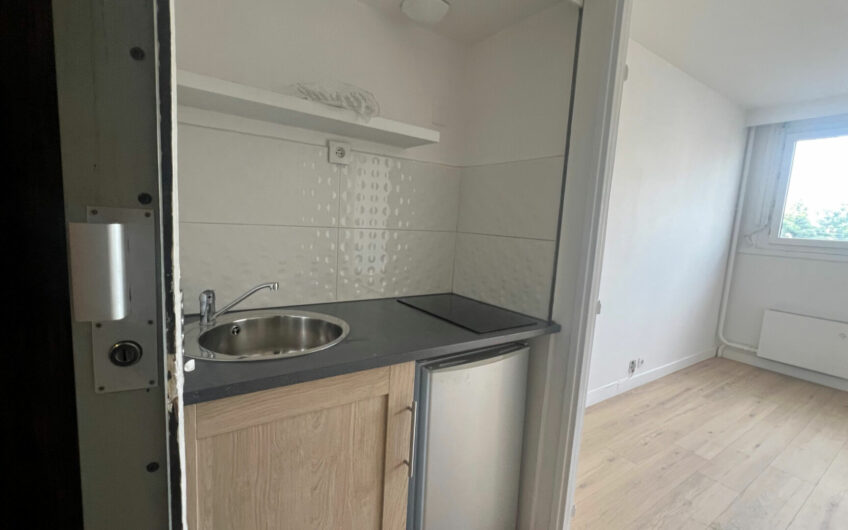 Studio de 17.54 m² – 2ème étage  Quartier “centre-ville”