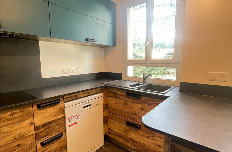 GRAND APPARTEMENT 3/4 Pièces  94m², à MONTROUGE