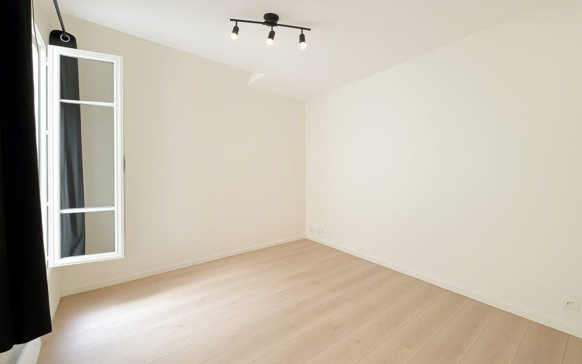 Studio de 18m² à deux pas du métro Voltaire