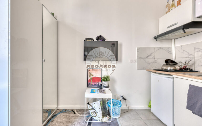 VENTE DE DEUX STUDIOS RUE PERIER