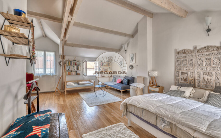 Maison Montrouge de 7 pièces 242 m2 habitable avec jardin et terrasse
