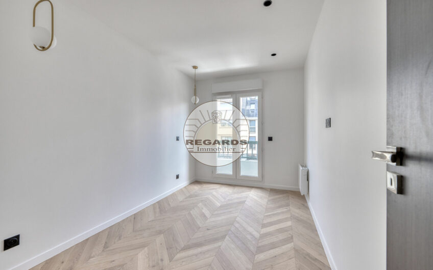 ANTONY CENTRE  – 2 PIECES REFAIT A NEUF A DEUX PAS DU RER B