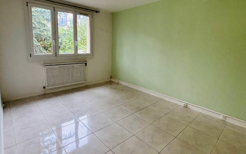 GRAND APPARTEMENT 3 Pièces  94m², à MONTROUGE