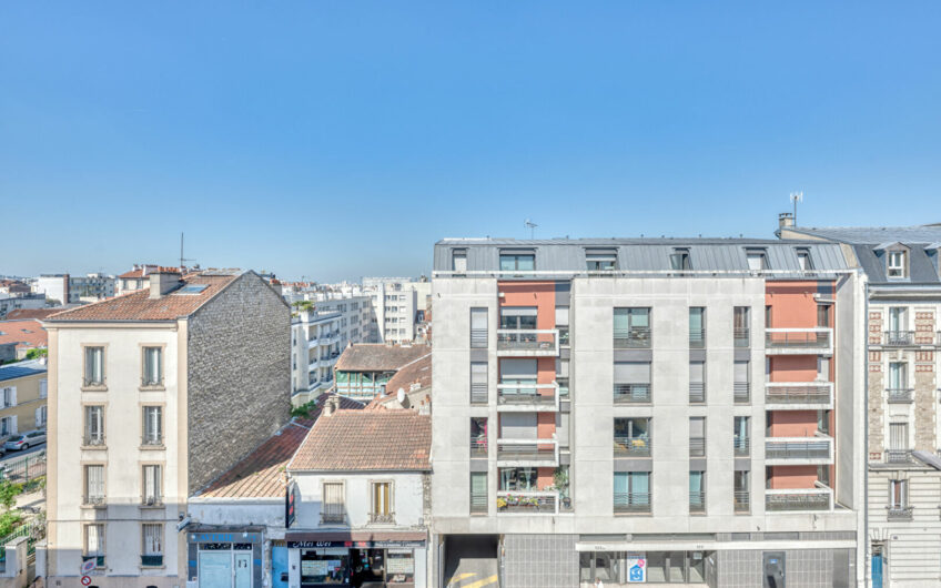 STUDIO DE 33M² AVEC BALCON  DE 6 M² A PROXIMITE DU METRO BARBARA