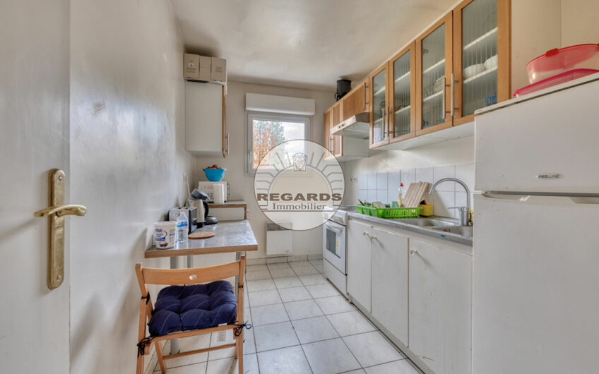 3P 64M² + BALCON 9M²  – PARKING ET CAVE – BON ETAT GENERAL