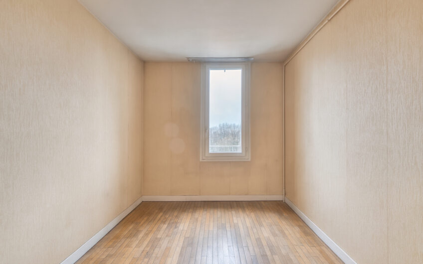 3/4  Pièces de 69m² au dernier étage