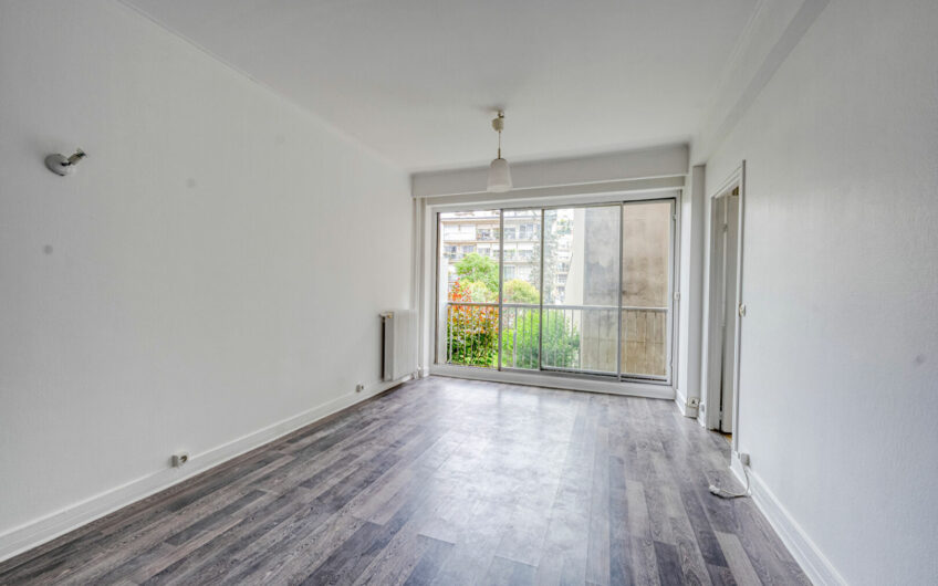 Appartement Paris 1 pièce 32.40 m2