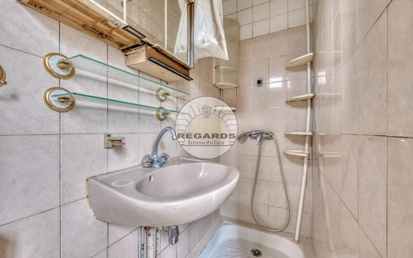 DAMPIERRE – Studio de 18m²  sur cour dans une résidence sécurisée