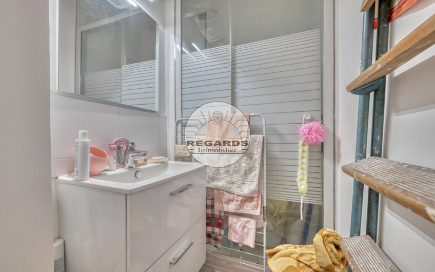 2P DE 42M² AU PIED DU METRO MAIRIE DE MONTROUGE