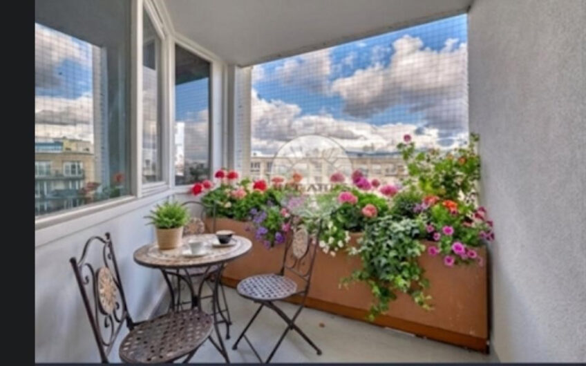 4P 88M² + TERRASSE A DEUX PAS DU RER LAPLACE