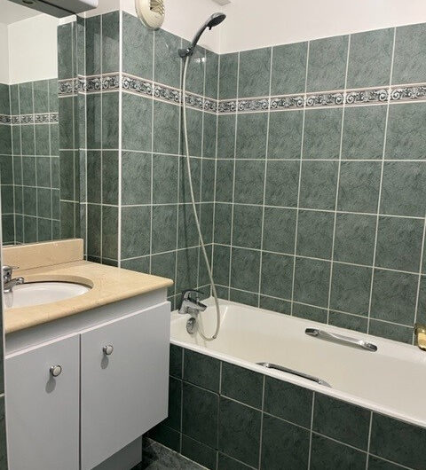 2 PIECES 45m² avec grand balcon