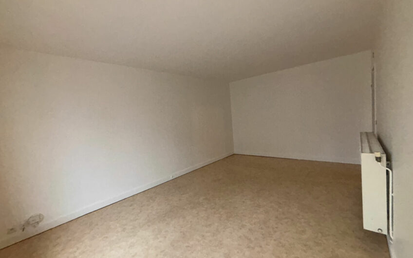 Appartement Montrouge 1 pièce(s) 32.43 m2