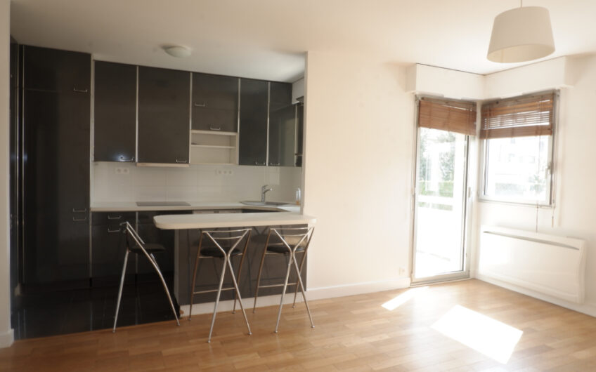 Appartement Montrouge 2 pièce(s) 47.53 m2