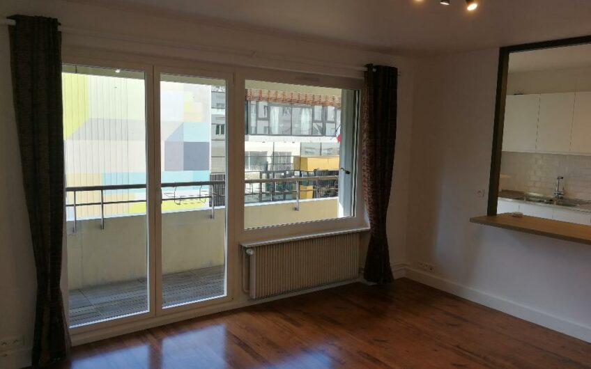 Appartement Paris 1 pièce(s) 35.10 m2