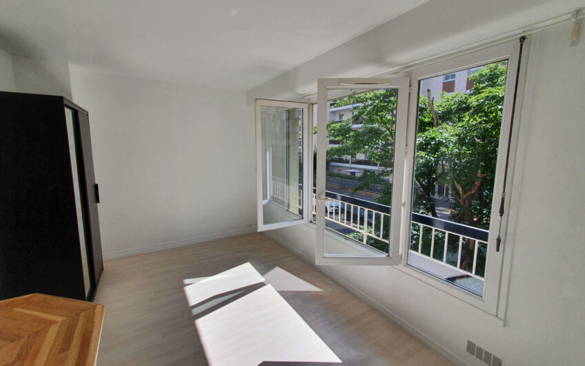 Petit Studio d’environ 21 m² situé à Boulogne Billancourt