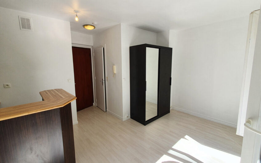 Petit Studio d’environ 21 m² situé à Boulogne Billancourt