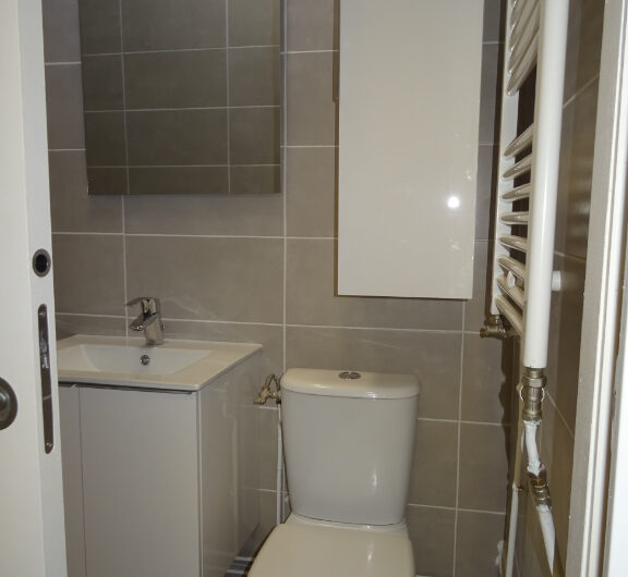 STUDIO MEUBLE Paris 5ème -15m2