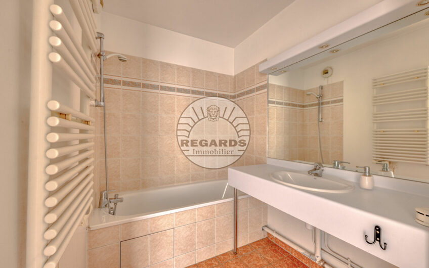 3P DE 74M² DANS UN IMMEUBLE RECENT AVEC 22m² TERRASSE + PARKING