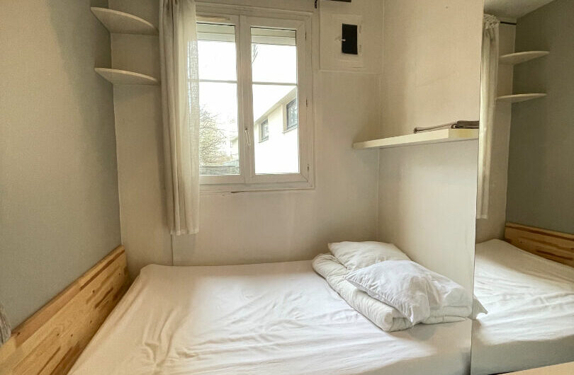 TRES BEAU 2 PIECES MEUBLE à Montrouge