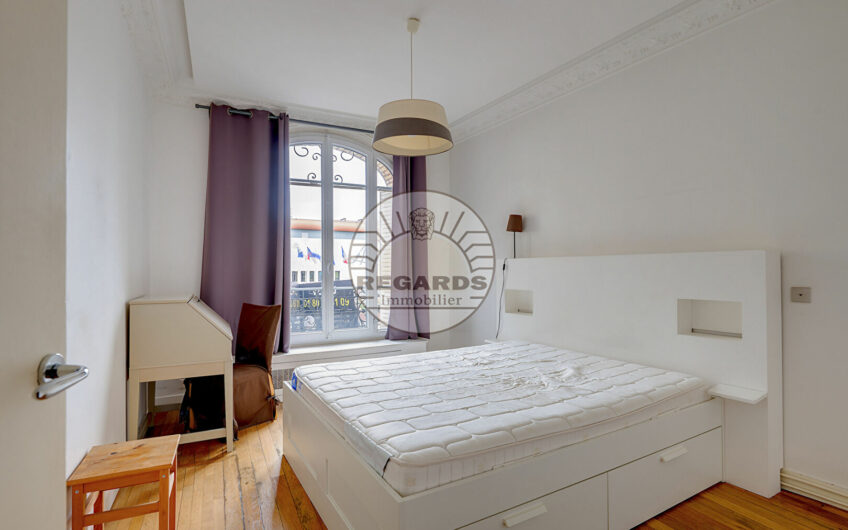 PISCINE – 2/3P DE 53M² EN PARFAIT ETAT AU PIED DES COMMERCES