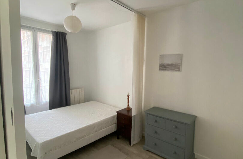 2P MEUBLÉ  à MONTROUGE