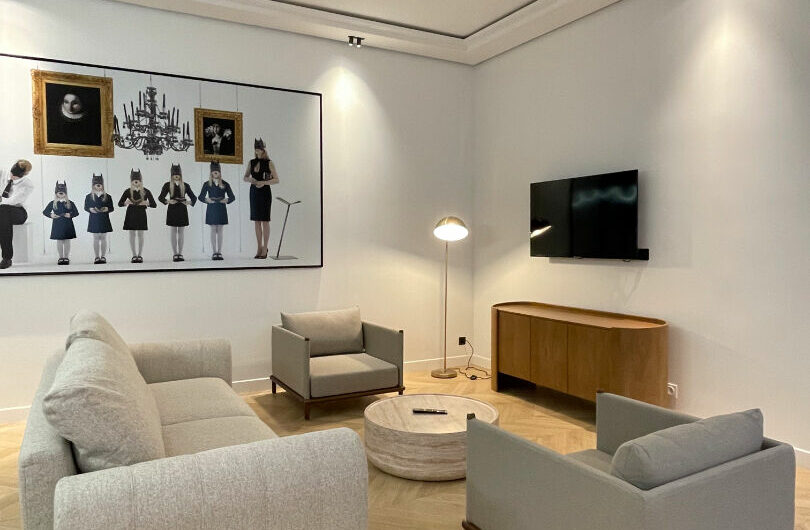 SOMPTUEUX ET RARE 2 Pièces MEUBLE refait à NEUF, Paris 16ème