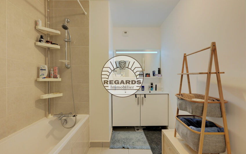 3P DE 63M² AVEC TERRASSE DE 8M² DONNANT SUR JARDIN