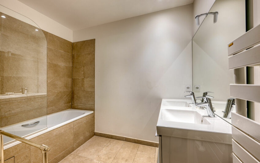 3P de 60m²  en parfait état  avec parking