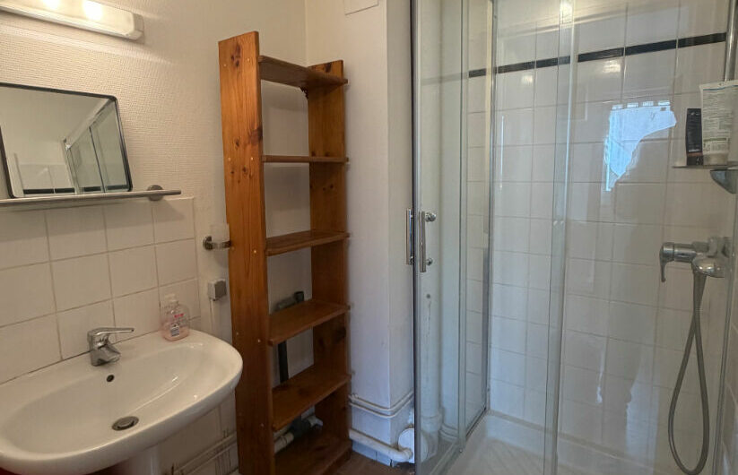 TRES BEAU STUDIO MEUBLE A LOUER SUR LA COMMUNE DE VILLEJUIF