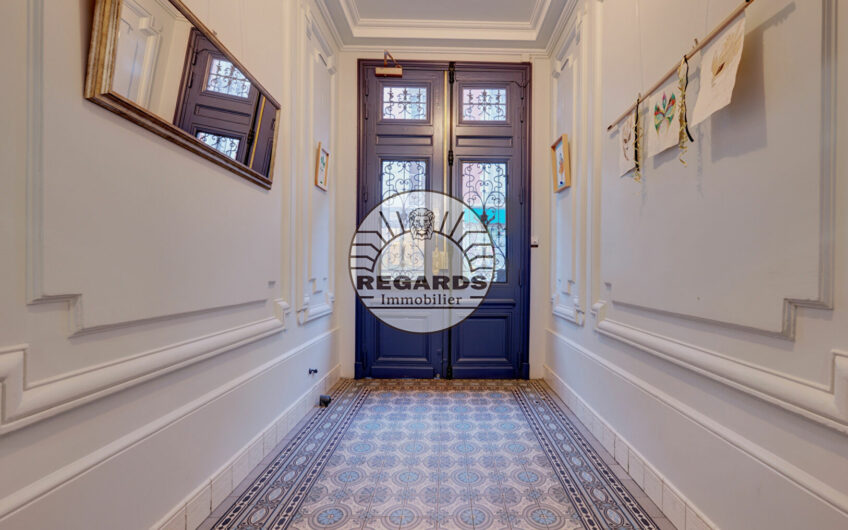 PISCINE – 3P DE 58M² AU PIED DES COMMERCES