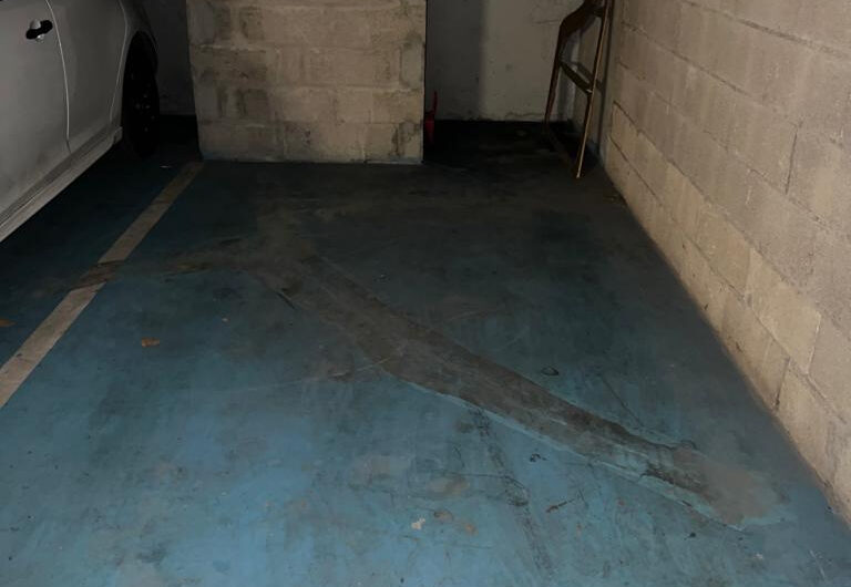 Double emplacement en enfilade au 1er sous-sol