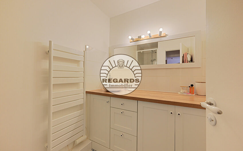 Jules Ferry- 2P 46m² avec balcon de 4m² en étage élevé