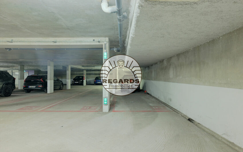 Parking de 13 m2 dans un bel immeuble récent