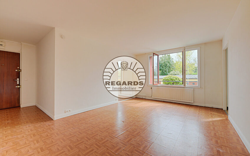 2 PIECES DE 45M² AVEC UNE CAVE DONNANT SUR COUR