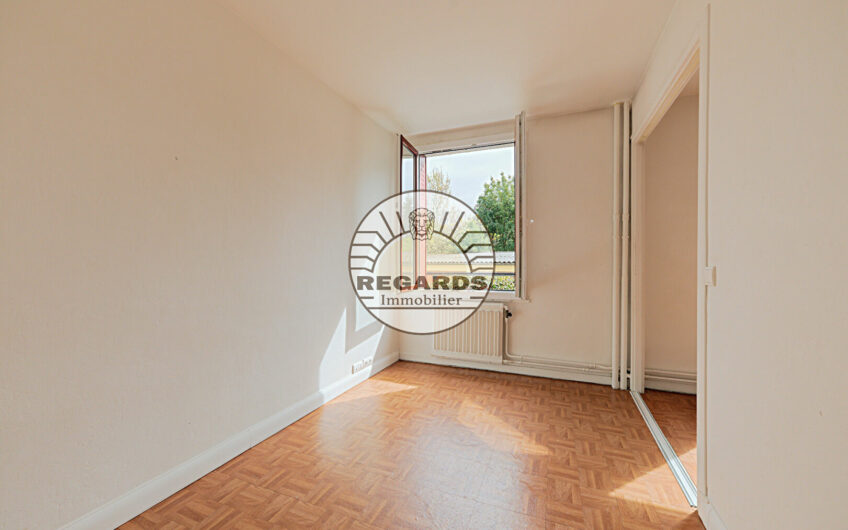 2 PIECES DE 45M² AVEC UNE CAVE DONNANT SUR COUR