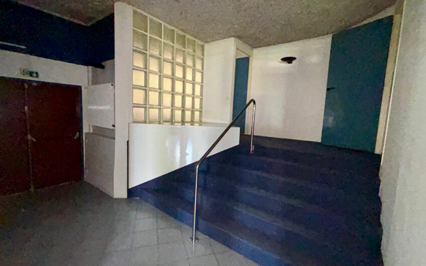 À LOUER  LOCAL COMMERCIAL / BUREAUX ? CLAMART (85/87 Avenue Henri Barbusse)